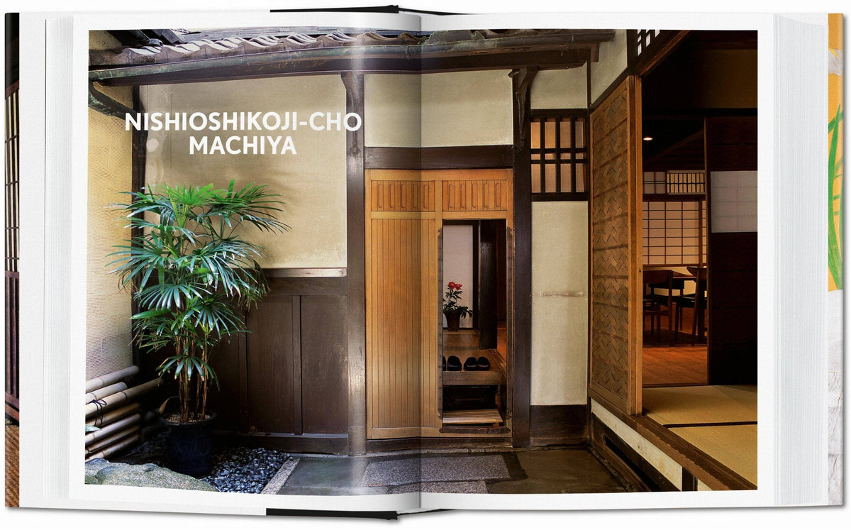Living in Japan. 45th Ed (German, French, English)
