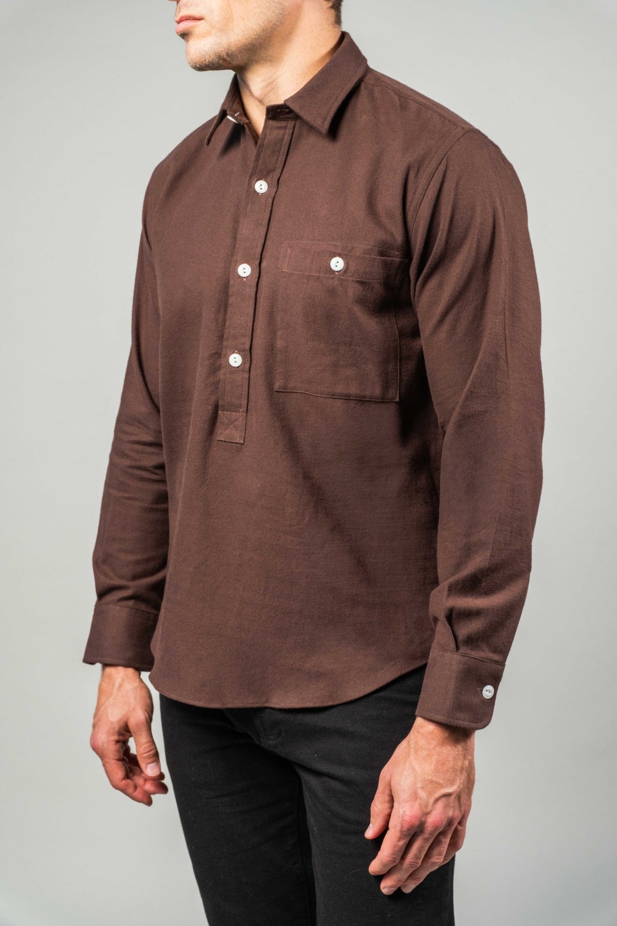 Terracotta Offsides Brushed Cotton Popover on model, three-quarter front view