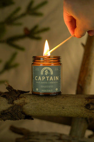 Captain | Palo Santo + Hibiscus Soy Candle: 12.5oz